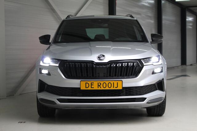 Skoda Karoq 1.5 TSI ACT Sportline DSG Automaat Navigatie | Led | Blackline | Stoelverwarming