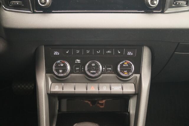 Skoda Karoq 1.5 TSI 150pk DSG Business Edition -NAVI-LED-ECC-PDC-