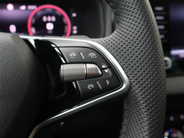 Skoda Karoq Sportline Business 1.5 TSI 150 PK 7 versn DSG | Automaat | Adaptieve Cruise Control | Panorama dak |