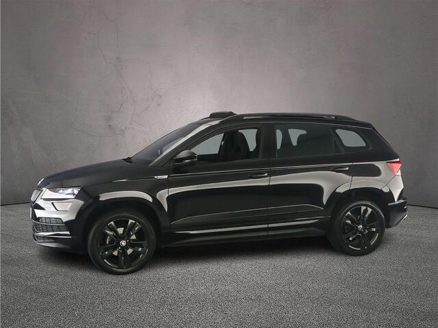 Skoda Karoq Sportline Business 1.5 TSI 150pk DSG Automaat Trekhaak, Panoramadak, Achteruitrijcamera, Adaptive cruise control, Navigatie, Elektrische achterklep