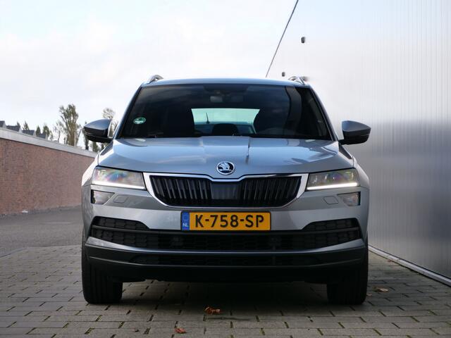 Skoda Karoq 1.5 TSI ACT Business Edition 150 Pk Automaat Navigatie / DAB / Apple Carplay / Trekhaak / Camera