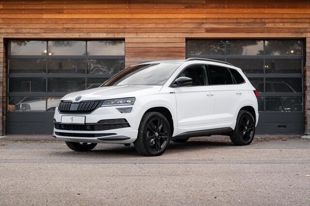 Skoda Karoq 1.5 TSI ACT Sportline Aut. 150pk | el. Trekhaak | ACC | Canton Soundsystem |