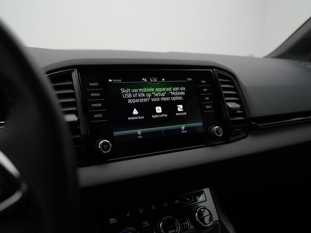 Skoda Karoq 1.5 TSI ACT 150 pk DSG Sportline Business | Panoramadak | Matrix LED | Stuur-/stoelverwarming | Achteruitrijcamera