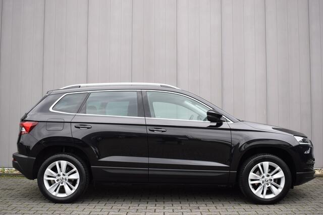 Skoda Karoq 1.5 TSi Business Edition LED | Sportstoelen | Carplay | Keyless | Camera | 17 Inch LMV
