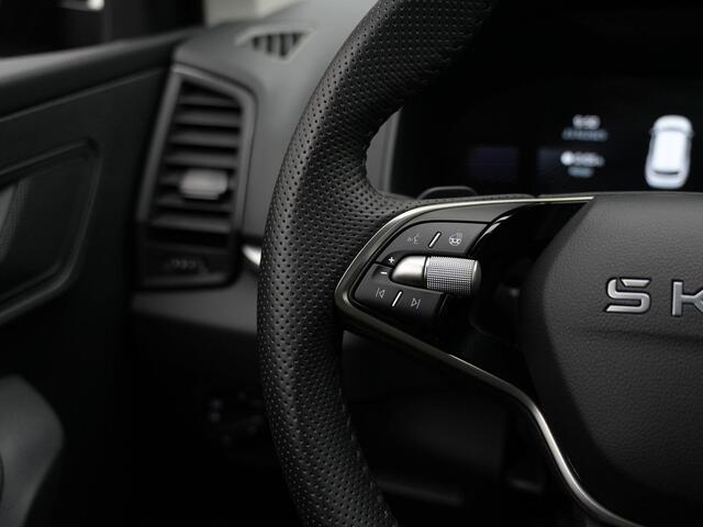 Skoda Karoq 1.5 TSI ACT 150 pk DSG Business Edition | Stuur-/stoelverwarming | Achteruitrijcamera | Carplay | Virtual Cockpit