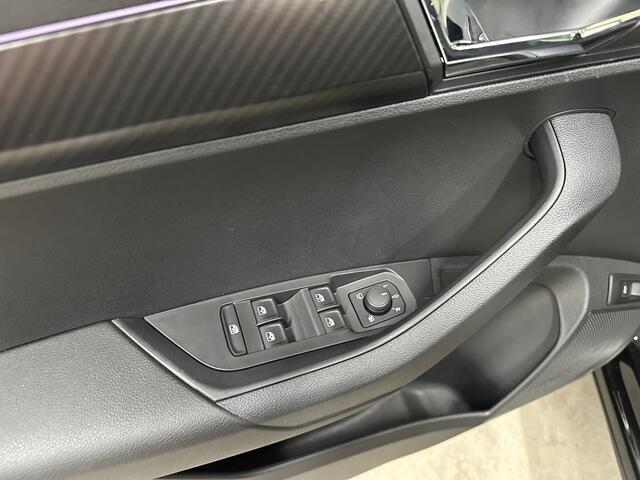 Skoda Karoq 1.5 TSI ACT Sportline Business DSG | Pano | Trekhaak |