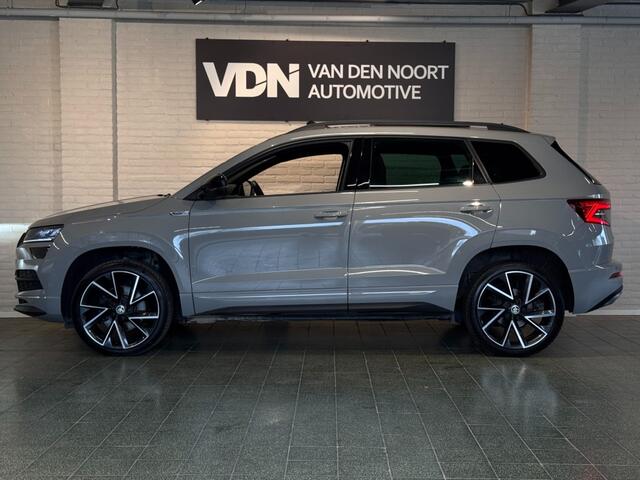 Skoda Karoq 1.5 TSI Sportline Business DSG Pano Virtual ACC Stoelverw 19''