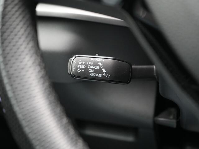 Skoda Karoq 1.5 TSI ACT Ambition Business 150pk Dealer O.H. | Adaptive Cruise | Apple Carplay | Camera | Stoelverwarming | Navigatie |