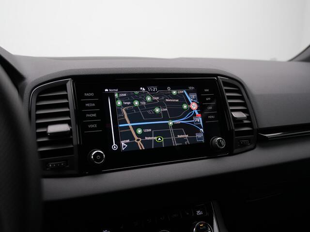 Skoda Karoq 1.5 TSI ACT 150 pk DSG Sportline Business | Matrix LED | Stuur-/stoelverwarming | Achteruitrijcamera | Navigatie