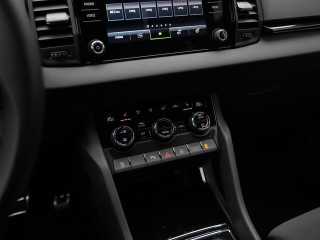 Skoda Karoq 1.5 TSI ACT 150 pk DSG Sportline Business | Canton | Stuur-/stoelverwarming | Achteruitrijcamera | Navigatie | Adaptive Cruise