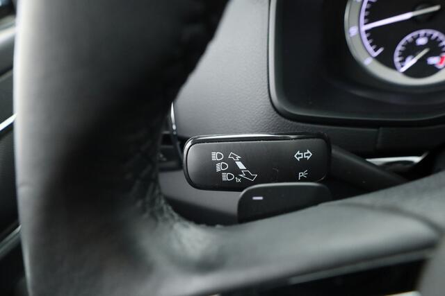 Skoda Karoq 1.5 TSI ACT DSG Style | Pano | Elek. Trekhaak | CarPlay | Keyless | Adapt. Cruise Nakijken!