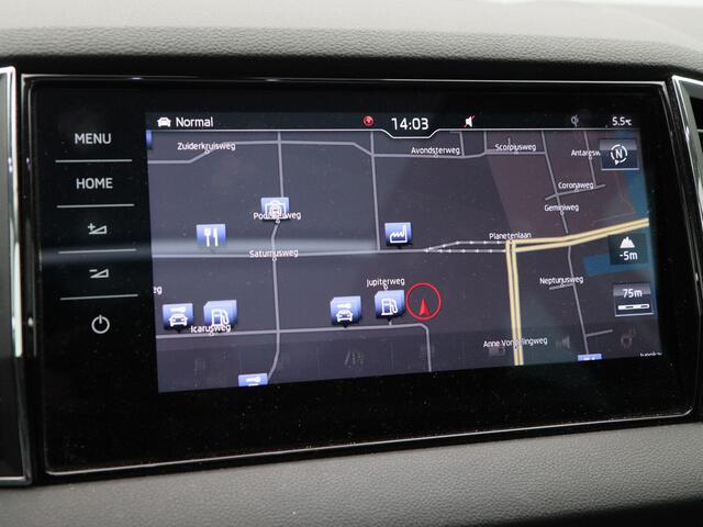 Skoda Karoq 1.5 TSi 150 Pk Style Business | Panoramadak | Canton | Trekhaak | Stoelverwarming | Adaptive Cruise | Navigatie | Carplay | Camera | 18 inch | 108.873 Km!!