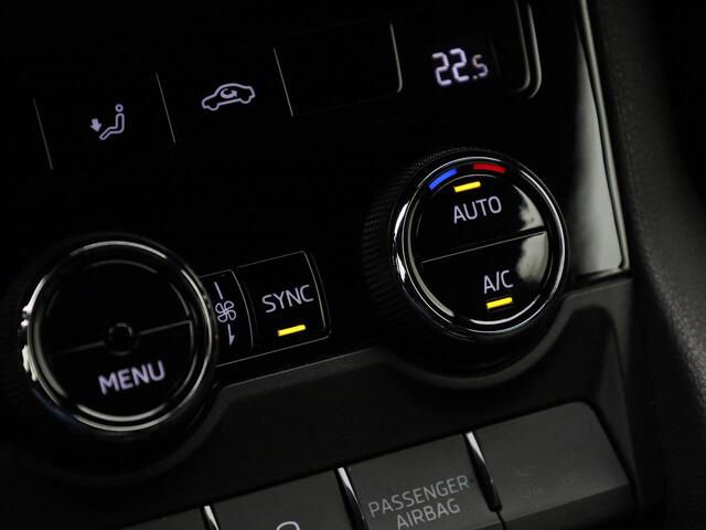 Skoda Karoq 1.5TSI/150PK ACT Sportline DSG · Navigatie · Trekhaak · Apple/Android Car Play · Camera · Garantie tot februari 2029 of 60000km.