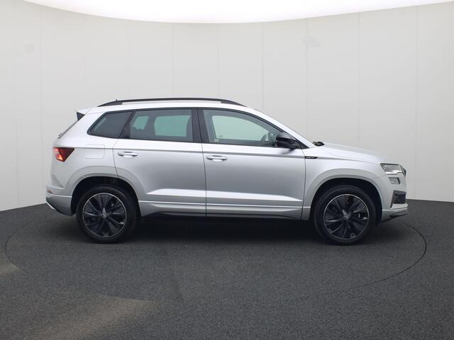 Skoda Karoq 1.5TSI/150PK ACT Sportline DSG · Navigatie · Trekhaak · Apple/Android Car Play · Camera · Garantie tot februari 2029 of 60000km.
