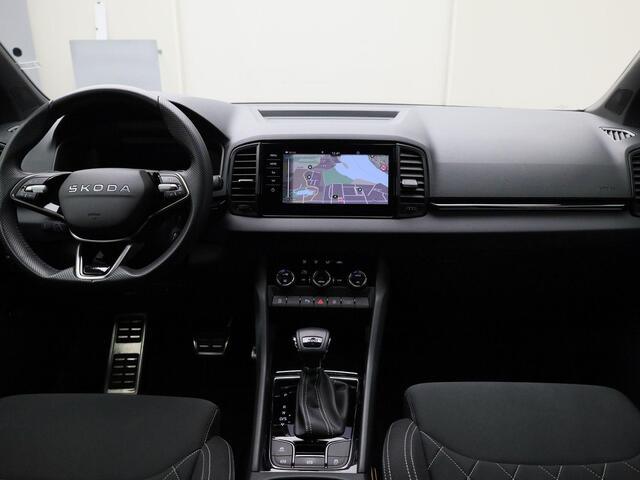 Skoda Karoq 1.5TSI/150PK ACT Sportline DSG · Navigatie · Trekhaak · Apple/Android Car Play · Camera · Garantie tot februari 2029 of 60000km.
