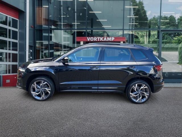Skoda Karoq 1.5 TSI DSG SPORTLINE PANO-DAK/TREKHAAK/CAMERA/CARPLAY/ACC/STOELVERW