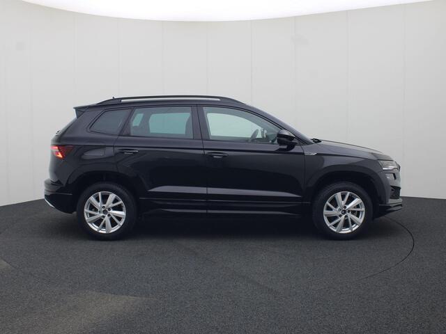 Skoda Karoq 1.5TSI/150PK ACT Sportline DSG · Navigatie · Camera + Parkeersensoren · Stoel-& stuurverwarming · Garantie tot februari 2027 of 60000km.