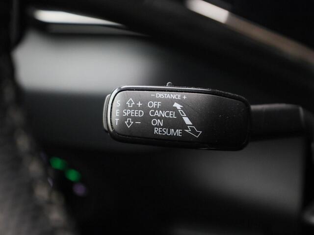 Skoda Karoq 1.5TSI/150PK ACT Sportline DSG · Navigatie · Camera + Parkeersensoren · Stoel-& stuurverwarming · Garantie tot februari 2027 of 60000km.