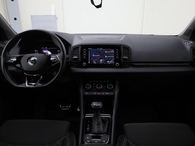 Skoda Karoq 1.5TSI/150PK ACT Sportline Business DSG · Panoramadak · 19'' Velgen · Apple/Android Car Play