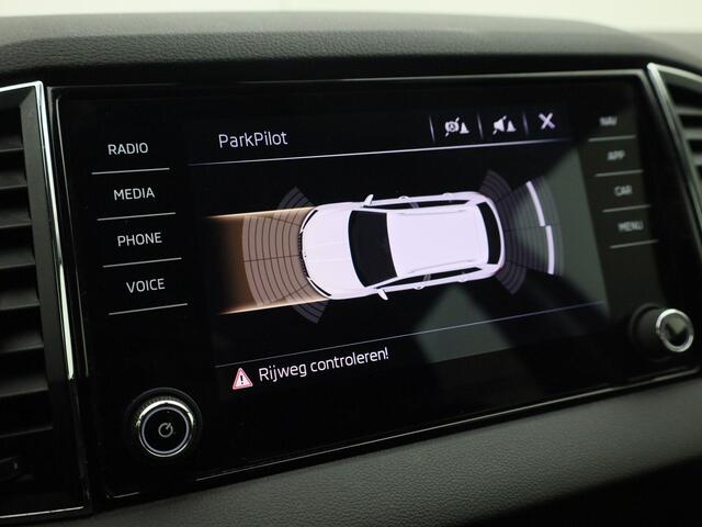 Skoda Karoq 1.5TSI/150PK ACT Clever Edition · Navigatie · Trekhaak · Apple/Android Car Play ·
