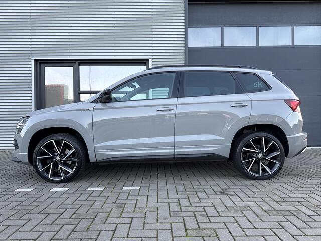 Skoda Karoq 1.5 TSI ACT Sportline Business 150PK ?Virtual Cockpit ?Full LED ?Navigatie Full Map ?Camera ?Apple Carplay & Android Auto ?Climate ?Cruise ?Stoel- stuurverwarming ?Parkeersensoren ?Trekhaak ?Lichtmetaal 19