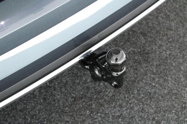 Skoda Karoq 1.5 TSI 150pk DSG Sportline Business Panoramadak Trekhaak Stoelverwarming