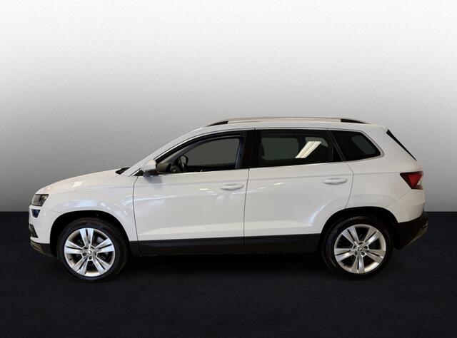 Skoda Karoq 1.5 TSI ACT St. Business ( Parkeercamera / Navi / Canton audio )