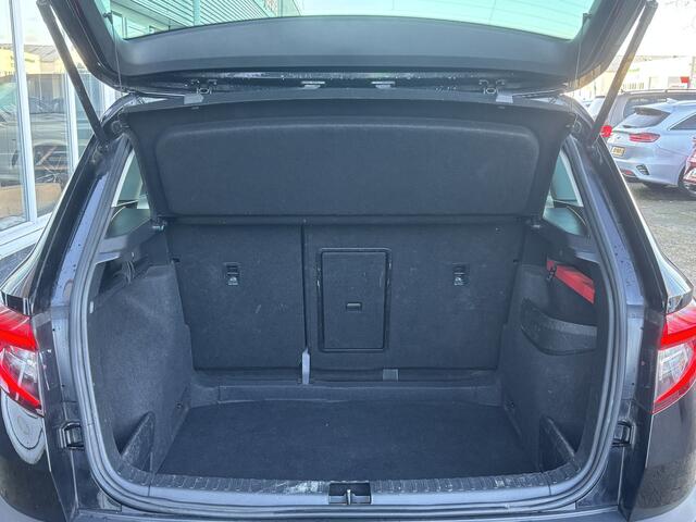 Skoda Karoq 1.5 TSI ACT Business | Stuurverwarming | Apple Carplay | Parkeer Sensoren | Cruise