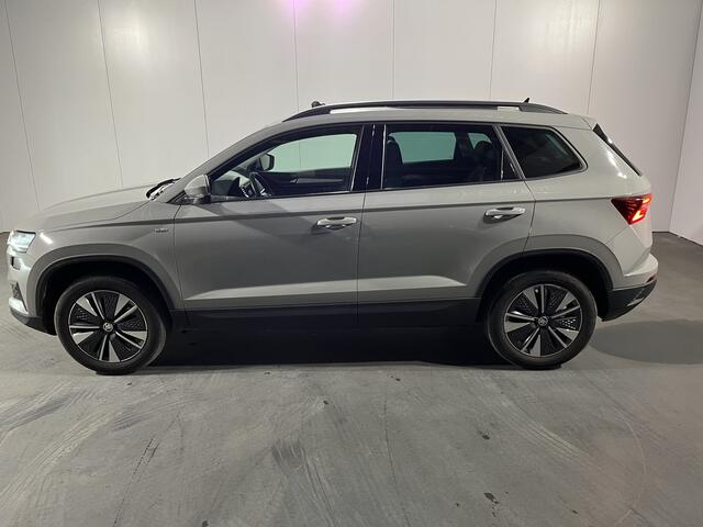 Skoda Karoq 1.0 TSI Ambition / PANO/ STUUR+STOEL VERWARMING/ PARK.SENSOREN V+A/ CAMERA/ ACC/ SMARTLINK/ NAVI/ DIGITAL DASH/ DAB/ CLIMA/ LED/ ISOFIX/ 17'' LMV
