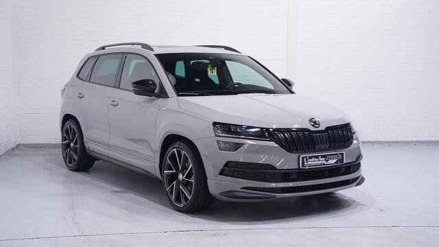 Skoda Karoq 1.5 TSI ACT Sportline Business Panoramadak Apple Carplay Camera NAP Stoel- en voorruitverwarming Canton Soundsysteem Virtual Cockpit Trekhaak