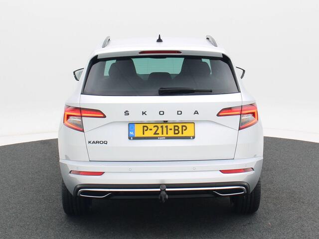 Skoda Karoq 1.5 TSi 150 Pk Automaat Sportline Business | Trekhaak | Canton Audio | Camera | Adaptive Cruise | Zwarte Hemel | 19 Inch | 43.935 Km!!
