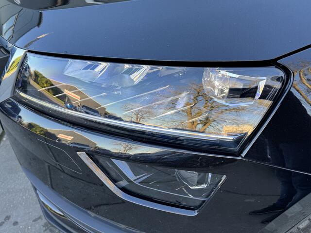 Skoda Karoq 1.5 TSI 150pk DSG ACT Business Edition Plus Virtual Cockpit Elektrische klep LED Camera