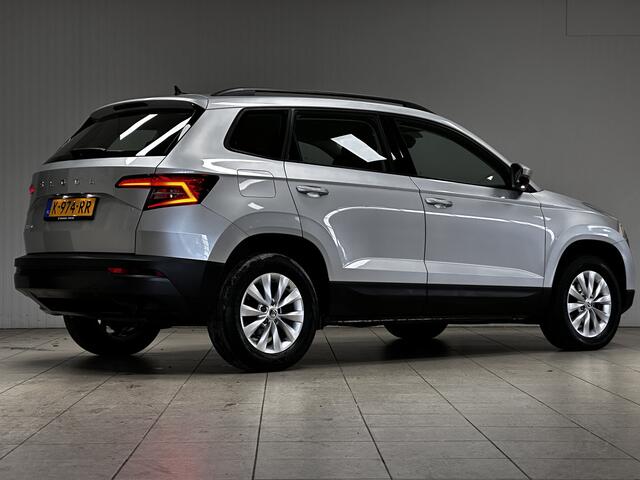 Skoda Karoq 1.5 TSI ACT Business Edition /150PK! /AUTOMAAT! /Apple + Android /DAB+! /Navi /Climat /Cruise /Elek. pakket /Bluetooth /Regensensor /16"LMV /LED Dagrijverl. /PDC /Dakrails.