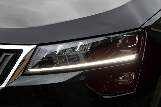 Skoda Karoq Clever 1.5 TSI 150pk DSG Trekhaak l Elektrische klep l Adaptive