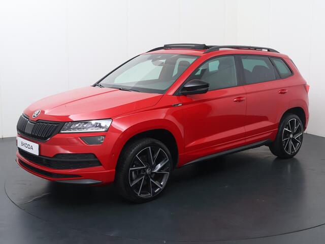 Skoda Karoq 1.5 TSI ACT Sportline Business | 150 PK | Automaat | Trekhaak wegklapbaar | Panoramadak | Navigatiesysteem | Verwarmde voorstoelen |
