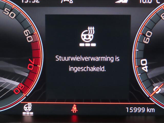 Skoda Karoq 1.5 TSI ACT Sportline Business DSG | all season | verwarmbare achterbank | stuurwiel verwarmbaar | stoelverwarming