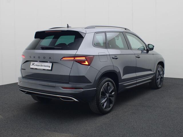 Skoda Karoq 1.5TSI/150PK ACT Sportline DSG · Navigatie · Trekhaak · Apple/Android · Camera · Garantie t/m 01-02-2029 of 60000km.