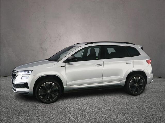 Skoda Karoq Sportline Business 1.5 TSI 150pk DSG Automaat Trekhaak, Adaptive cruise control, Achteruitrijcamera, Elektrische achterklep, LED matrix koplampen