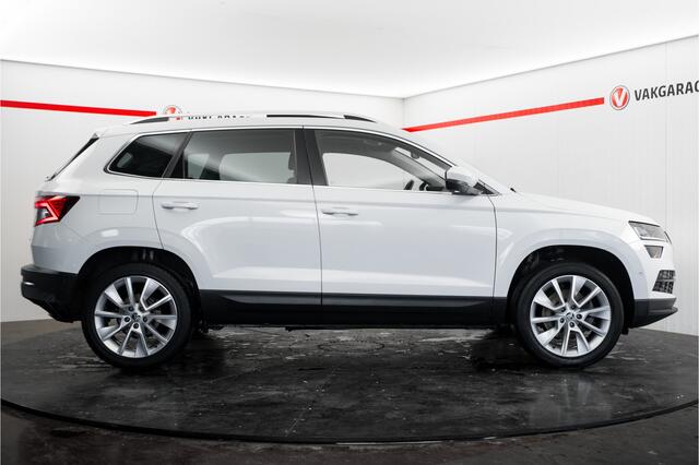 Skoda Karoq 1.5 TSI ACT Style Business Panoramadak Leder Klaptrekhaak Canton audio