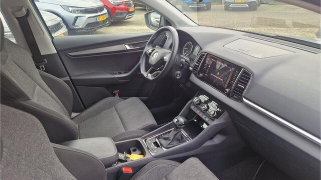 Skoda Karoq 1.5TSi Automaat Edition Plus PanoramaDak / Camera / Navi / Dakrail Chroom
