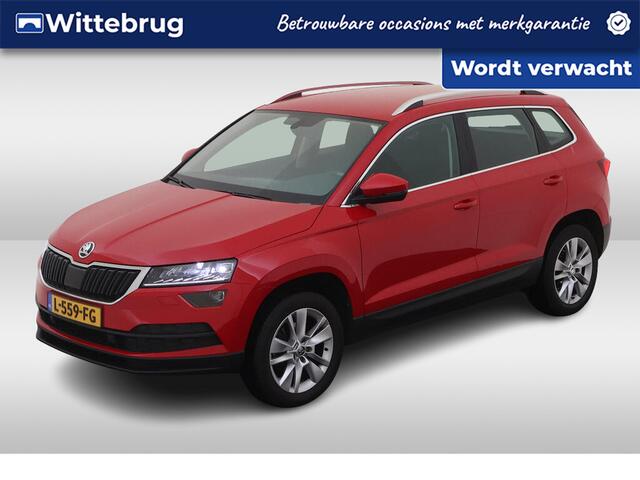 Skoda Karoq 1.5 TSI 150pk DSG ACT Business Edition Plus / Zwenkbare trekhaak / Navigatie / Camera / 17'' LMV
