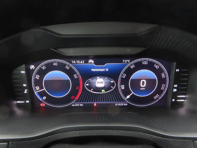 Skoda Karoq 1.5 TSI ACT Clever | stuurwiel verwarmd | verwarmbare voorruit | navi | camera