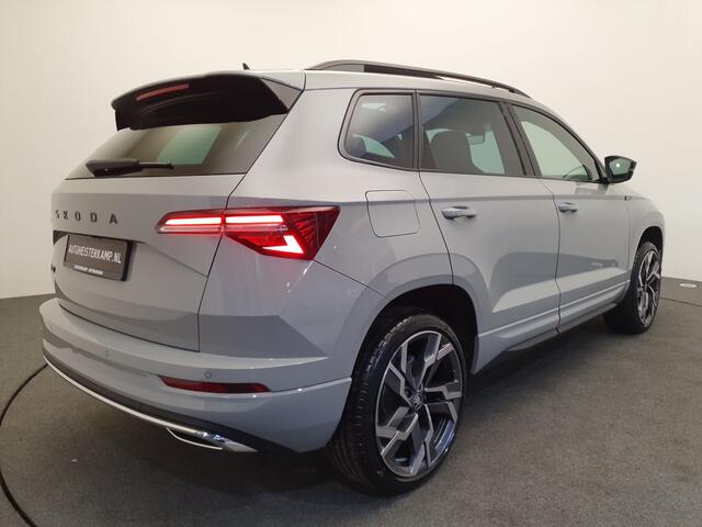 Skoda Karoq 1.5 TSI 150pk DSG/AUT Sportline Business Wegklapbare trekhaak, Panoramadak, Winterpakket