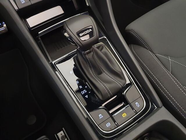 Skoda Karoq 1.5 TSI 150pk DSG/AUT Sportline Business Wegklapbare trekhaak, Panoramadak, Winterpakket