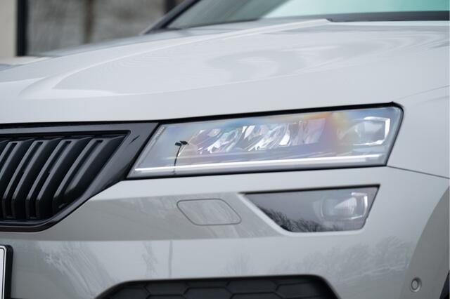 Skoda Karoq 1.5 TSI ACT Sportline Business | Trekhaak | Adapt. Cruise | Camera | 19" | Winterpakket