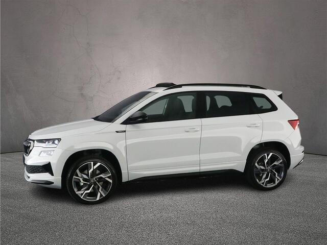 Skoda Karoq Sportline Business 1.5 TSI 150pk DSG Automaat Trekhaak, Panoramadak, CANTON audio, Adaptive cruise control, Elektrische achterklep, LED matrix koplampen