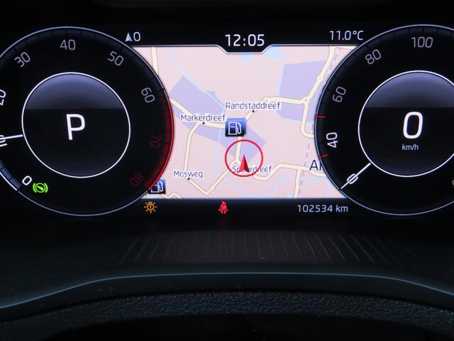 Skoda Karoq 1.0 TSI Style DSG | sportstoelen | virtual cockpit | stoelverwarming | elektrische achterklep