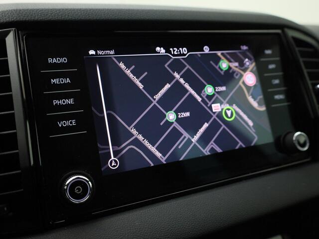 Skoda Karoq 1.5TSI/150PK ACT Sportline Business DSG · Panoramadak · Leder · Camera + Parkeersensoren · Garantie t/m 08-08-2026