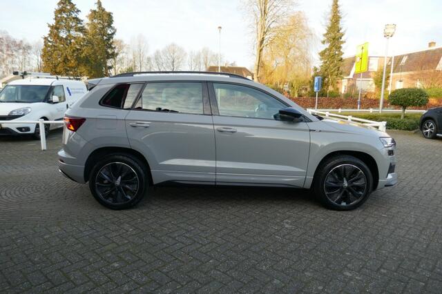 Skoda Karoq 1.5 TSI SPORTL. BUS. 150 PK NIEUW MODEL/CAMERA/MATRIX LED