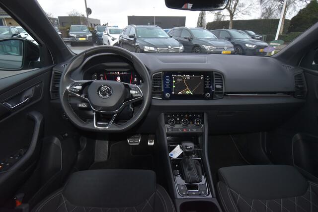 Skoda Karoq 1.5 TSI ACT Sportline Business , TREKHAAK , VIRTUAL COCKPIT , A UITRIJ CAM ,ST+STUUR VERW ,